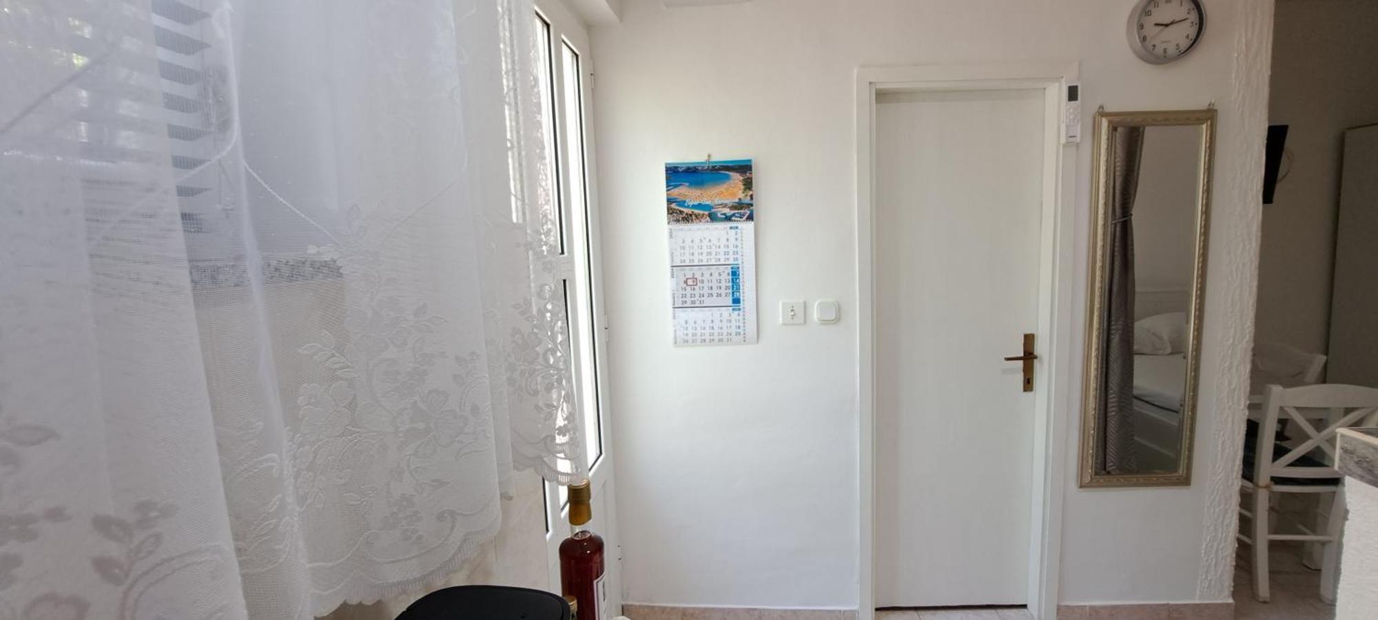 Apartmani Ana-Lora لوبار المظهر الخارجي الصورة